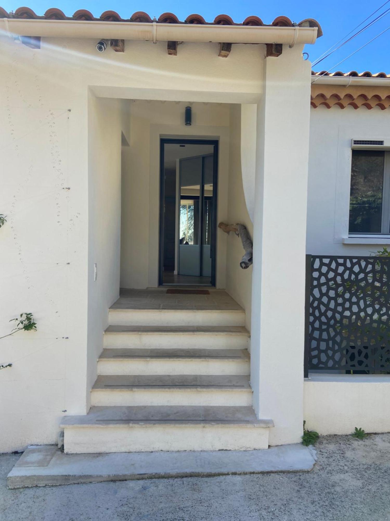 Sublime Logement Avec Vue Mer Et Jacuzzi La Ciotat Luaran gambar